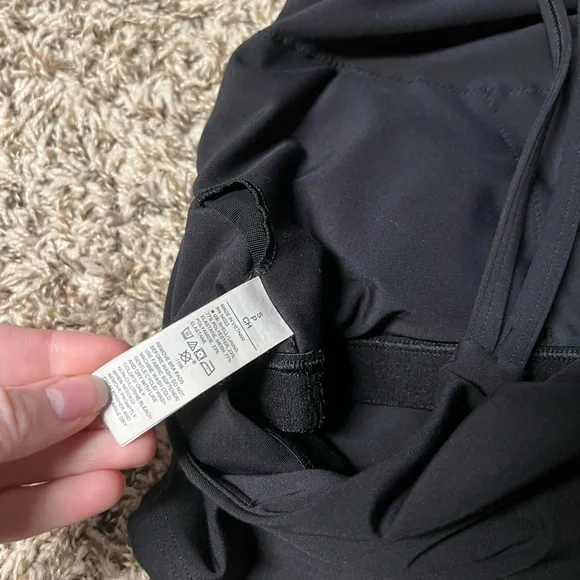 Old Navy Powersoft Longline Sports Bra - Picture 4 of 5